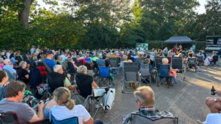 Letztes Feierabend-Klappstuhl-Konzert 2026 in Calmesweiler nachgeholt