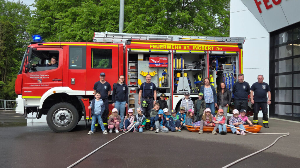 Aktuelles aus St. Ingbert | Bild: Stadt St. Ingbert Rohrbacher Kindertagesstätten besuchen die Feuerwehr