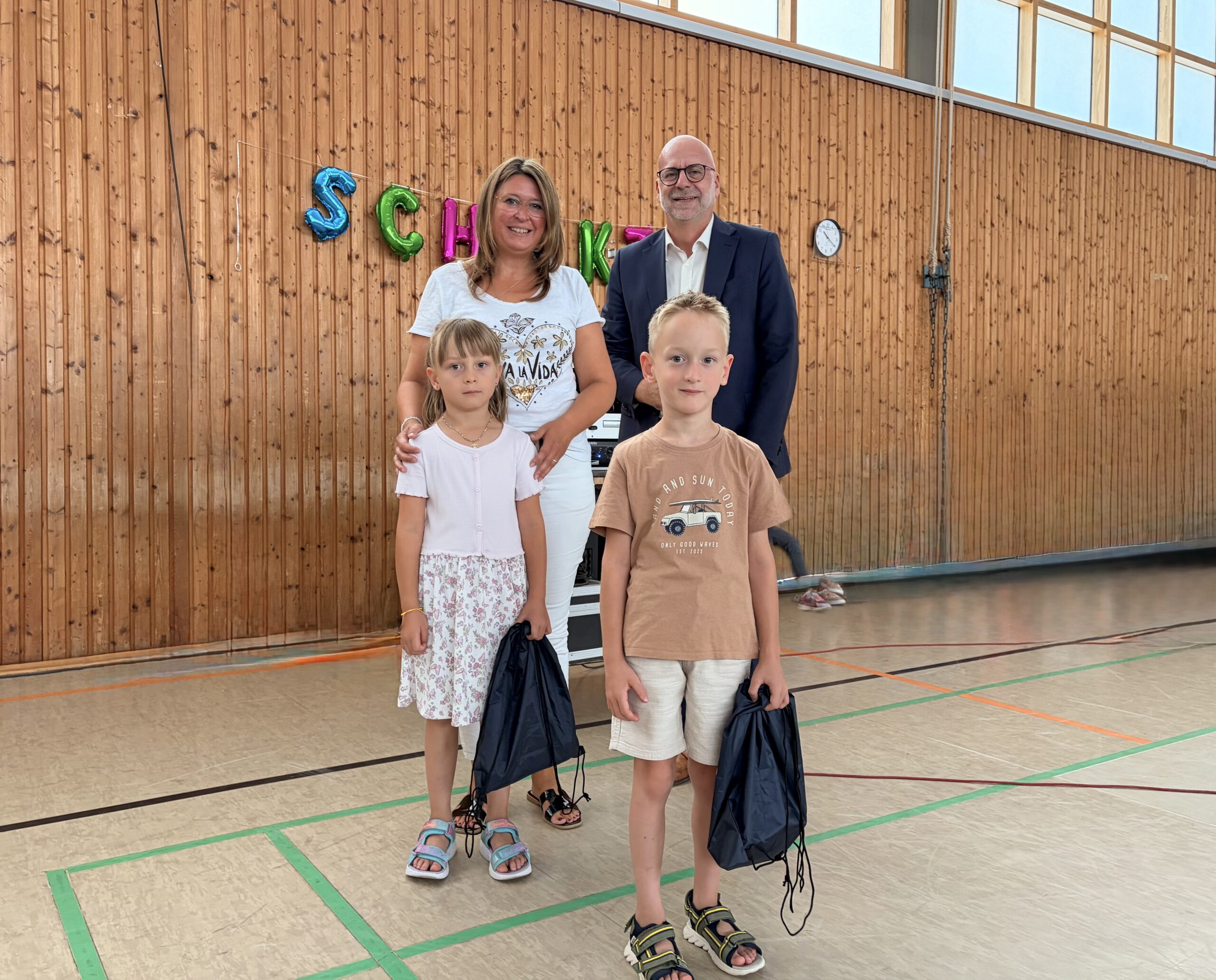 373 Erstklässler in Homburg eingeschult 1 Bild: Stadt Homburg 373 Kinder starten in Homburg ins Schulleben