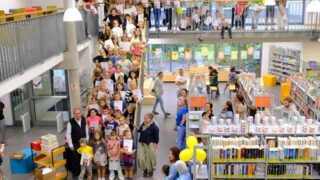 Leseolympiade 2026: Beigeordneter Hans zeichnet 90 Kinder aus
