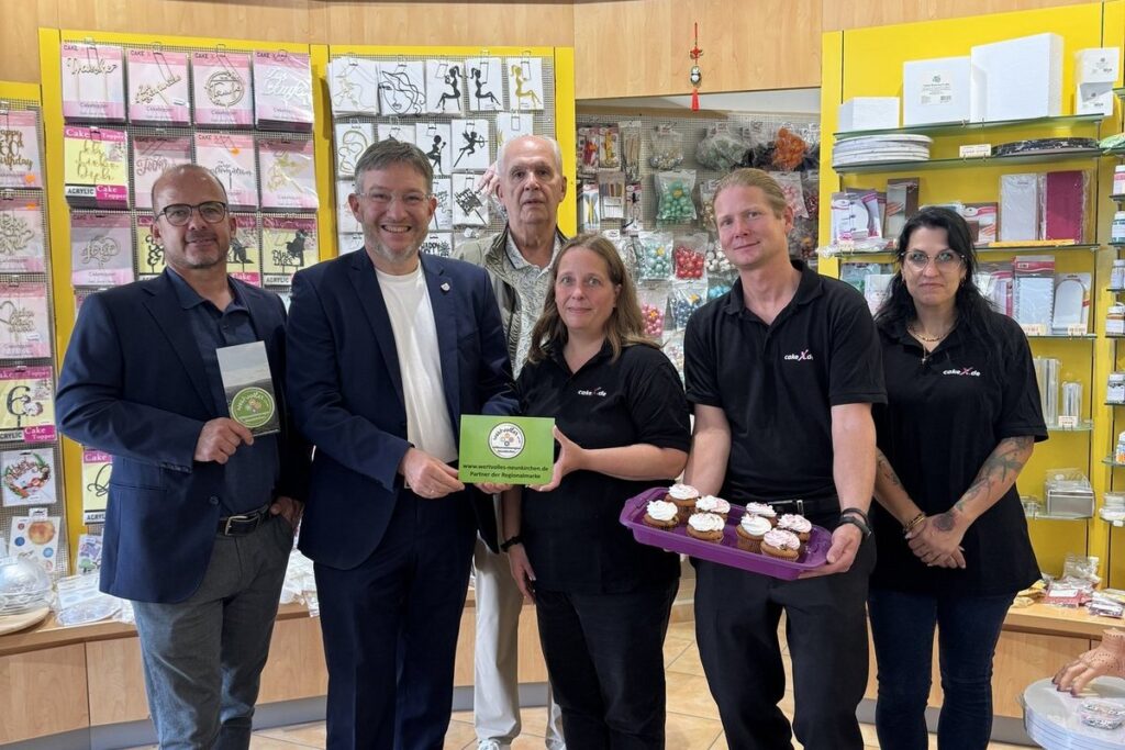 CakeX aus Spiesen-Elversberg wird Partner der Regionalmarke Neunkirchen 1 Aktuelles vom Landkreis Neunkirchen | Bild: Landkreis Neunkirchen Hinein in die Welt der Kuchen und TortenCake X wird neuer Partner der Regionalmarke