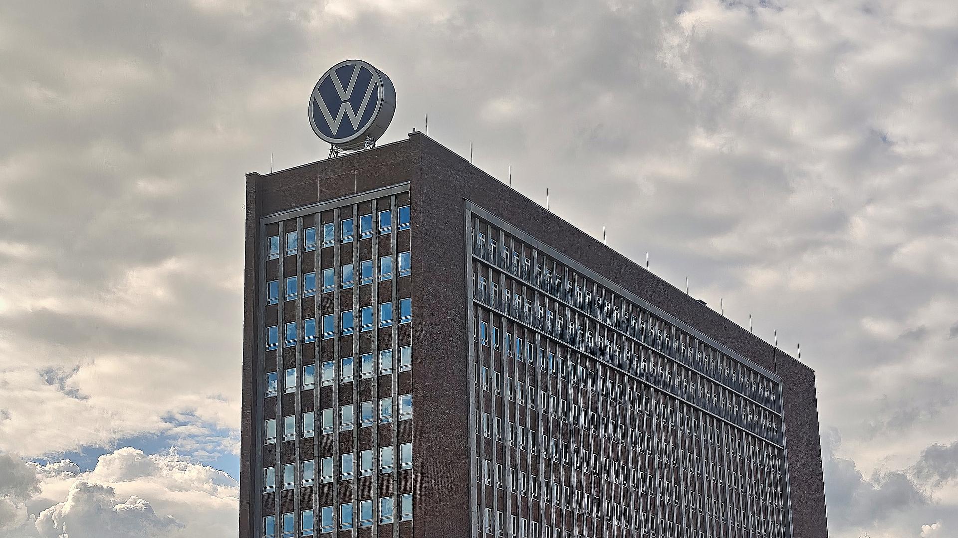 Audi und Volkswagen rufen weltweit Millionen Fahrzeuge zurück 1 Volkswagen (Archiv)