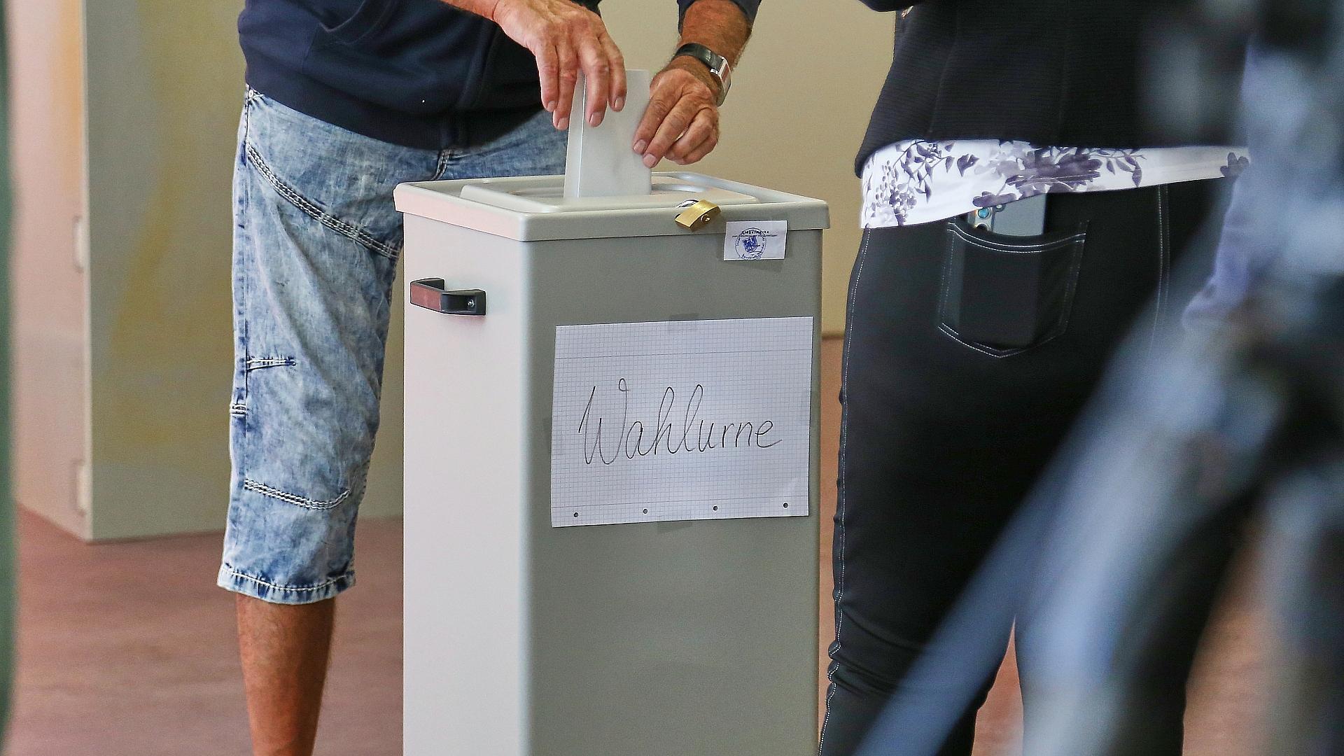 Wahlbeteiligung in Sachsen-Anhalt bis zum Mittag bei 34,7 Prozent 1 Wahllokal am 06.09.2026