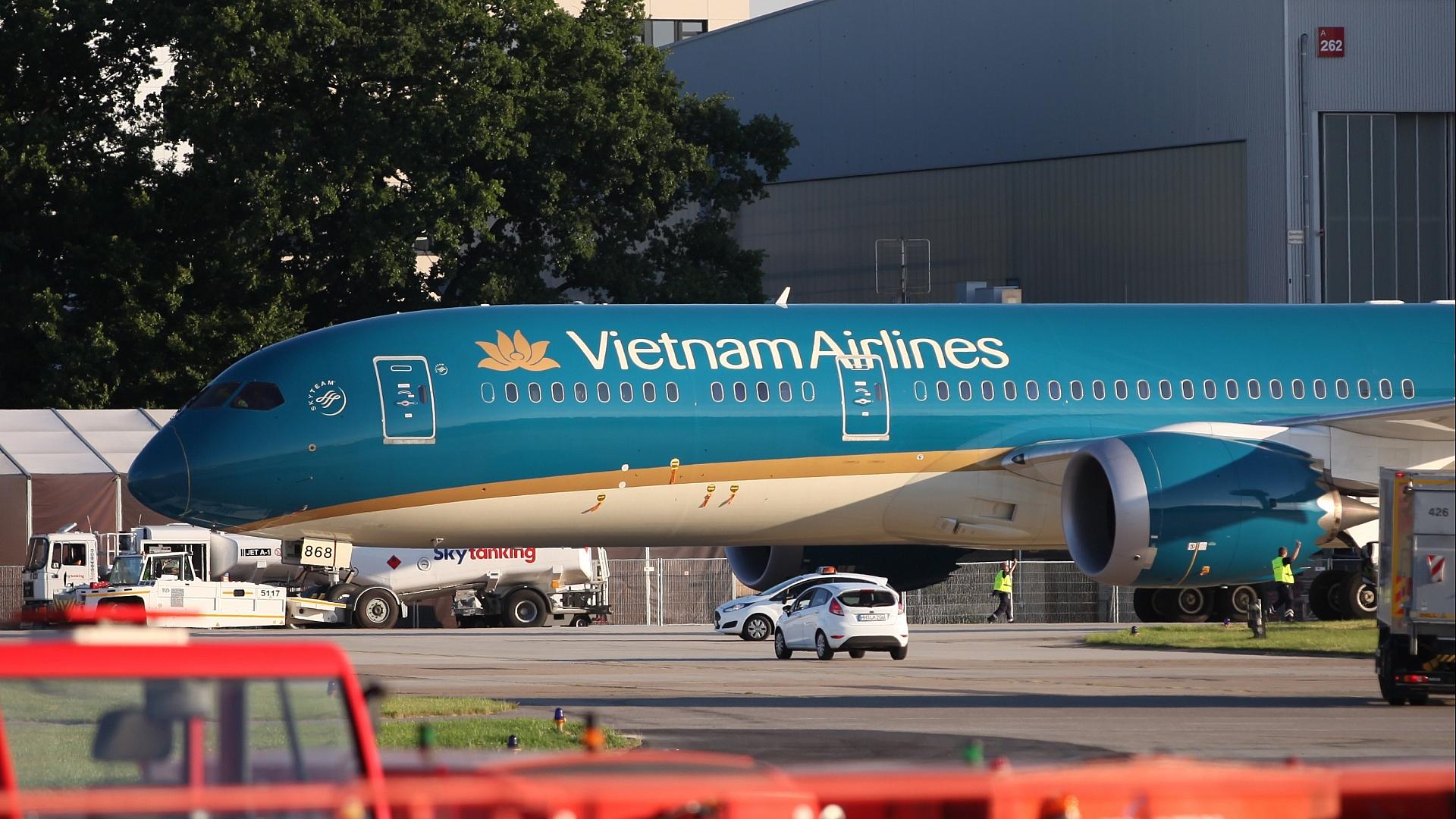 Vietnam-Airlines-Vorfall: Pilot bremste beim Start 1 Vietnam Airlines (Archiv)