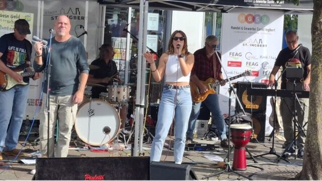 Aktuelles aus St. Ingbert Musik-Sommer klingt aus: Sunny Hill Group begeistert beim letzten HGSI-Live-Musik-Pavillon 2026