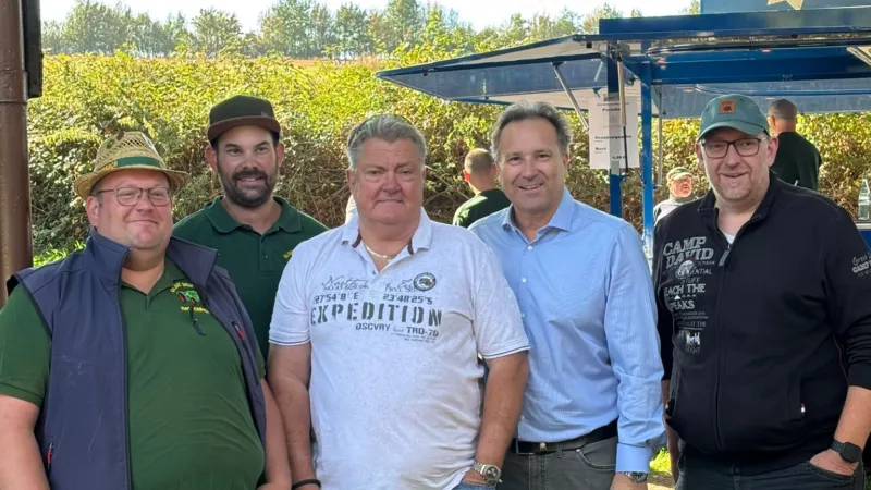 Traktortreffen der Oldie Brummer lockt zahlreiche Besucher nach Macherbach 13 Traktortreffen der Oldie Brummer lockt zahlreiche Besucher nach Macherbach