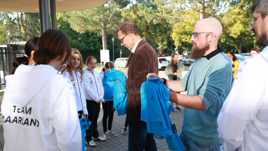 Mädchenschwimmmannschaft des Albertus-Magnus-Gymnasiums fährt erneut zum Bundesfinale nach Berlin 1 Aktuelles aus St. Ingbert | Bild: Stadt St. Ingbert Mädchenschwimmmannschaft des Albertus-Magnus-Gymnasiums fährt erneut zum Bundesfinale nach Berlin