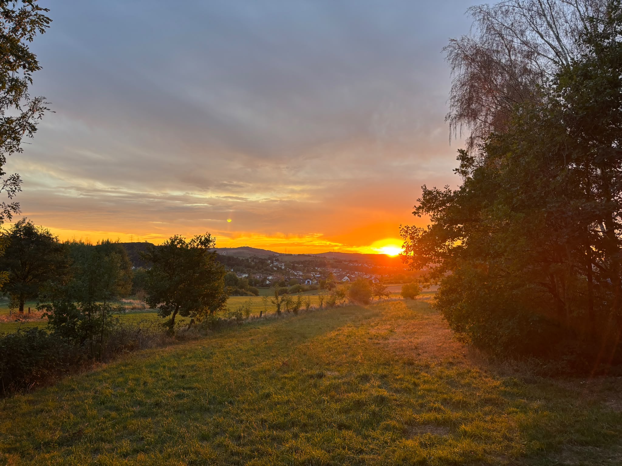 Kulinarisches Wanderwegefest lockt zahlreiche Besucher ins Illtal 1 Aktuelles aus Eppelborn | Bild: Gemeinde Eppelborn DRK Habach – Tag der offenen Tür im Bürgerhaus