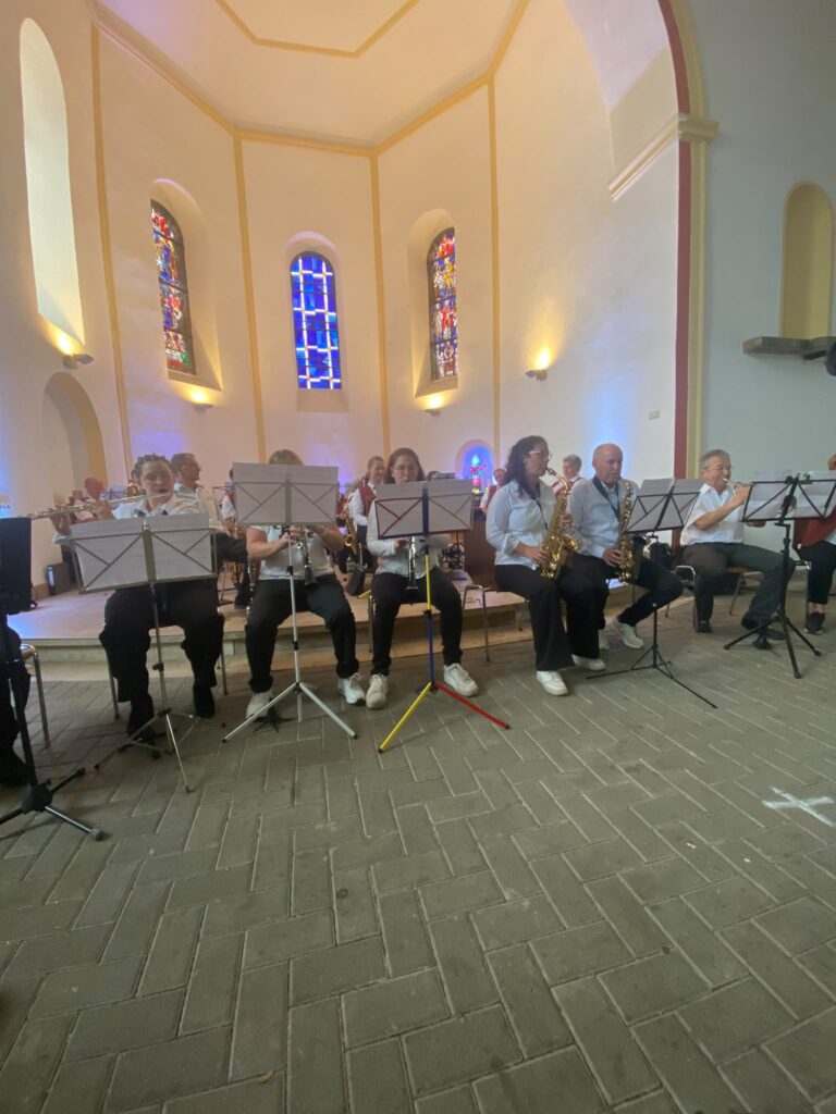Musikverein „Harmonie“ Wiesbach lädt zur Sommerserenade in die Alte Kirche 1 Aktuelles aus Eppelborn | Bild: Gemeinde Eppelborn Sommerliche Klänge in der Alten Kirche Wiesbach