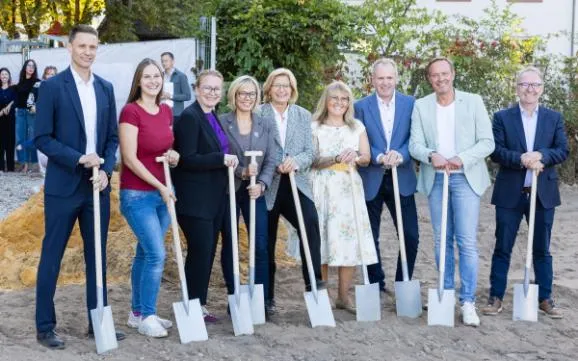 Neubau für Ganztagsschule in Überherrn: Spatenstich an Grundschule St. Bonifatius