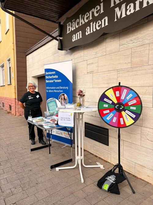 Aktuelles aus Spiesen-Elversberg Sicherheit im Alltag: Erfolgreicher Infostand vor der Bäckerei Krämer