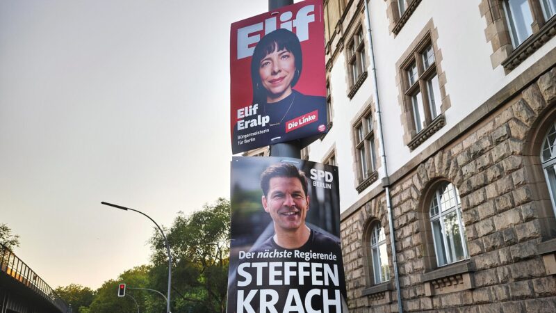 20 SPD-Bundestagsabgeordnete gegen Rot-Rot-Grün in Berlin 4 Wahlplakate mit Elif Eralp