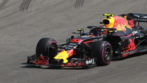 Formel 1: Verstappen feiert Sieg bei Nachtrennen in Singapur
