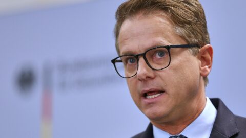 Linnemann: Krankenkassen-Zusatzbeitrag kann 2027 stabil bleiben