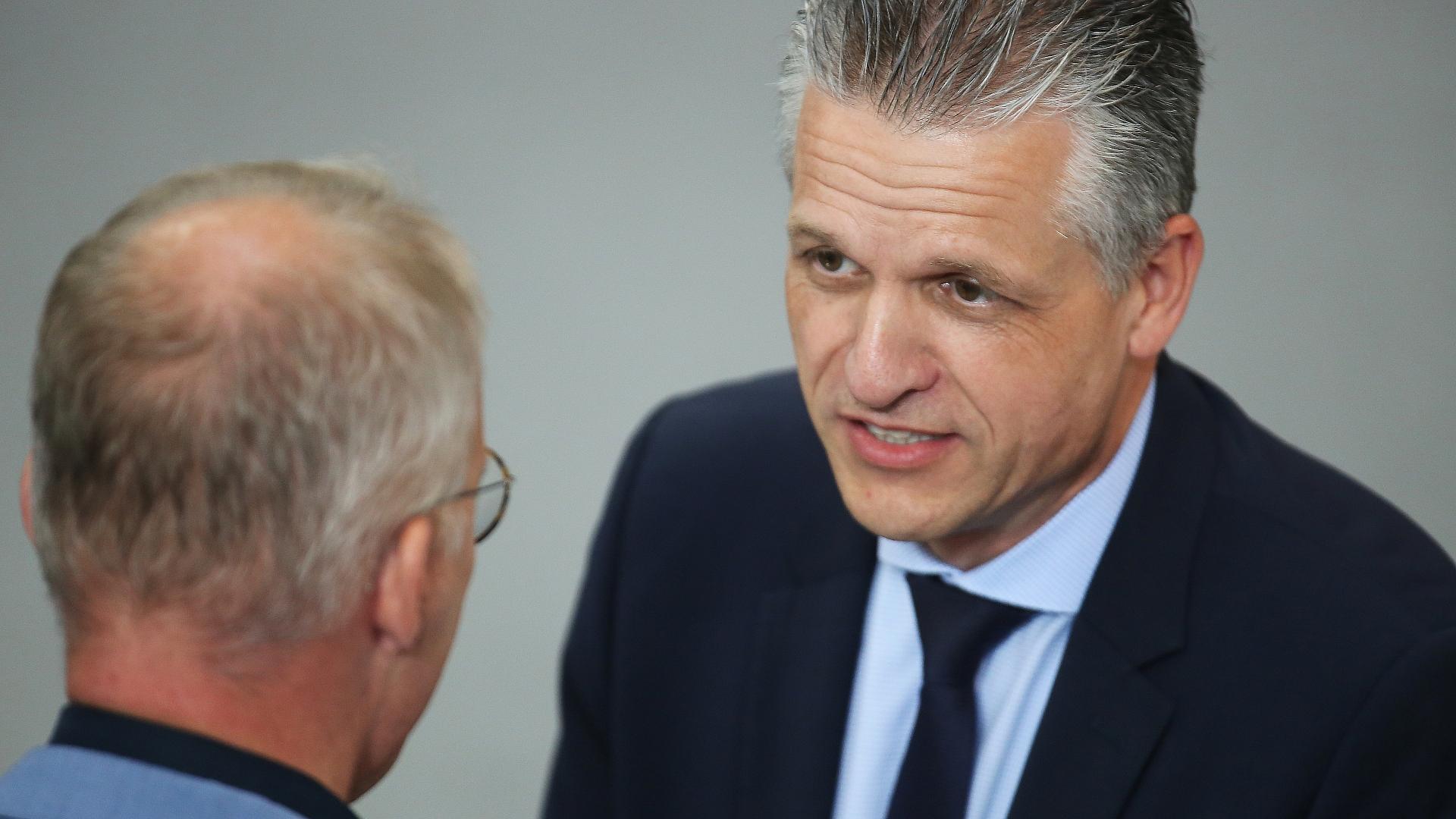 Koalition sieht Demokratie vor historischer Bewährungsprobe 1 Matthias Miersch und Thorsten Frei am 07.10.2026