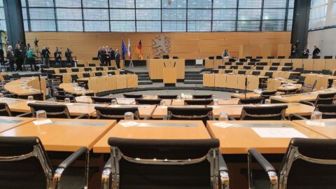 Thüringer Landtag löst sich nicht auf – AfD-Antrag gescheitert
