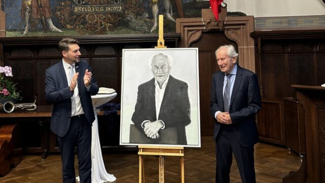 Saarbrücken würdigt Ehrenbürger August-Wilhelm Scheer mit Empfang und Porträtgemälde 5 Aktuelles aus Saarbrücken Artikeldetail (Presse)
