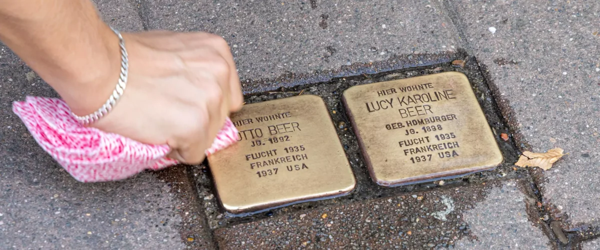 St. Ingbert: Digitaler Erinnerungsweg führt zu fünf Stolpersteinen 1 Aktuelles aus St. Ingbert | Bild: Stadt St. Ingbert Erinnerungsweg jüdischen Lebens in St. Ingbert macht Geschichte hörbar