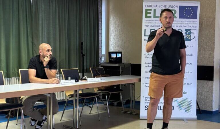 Regionalkonferenz in Habach ruft zur Teilnahme am 29. Wettbewerb „Unser Dorf hat Zukunft“ auf 5 Aktuelles aus Eppelborn Gemeinsam die Zukunft unsrer Dörfer gestalten: Aufruf zum 29. Wettbewerb „Unser Dorf hat Zukunft“