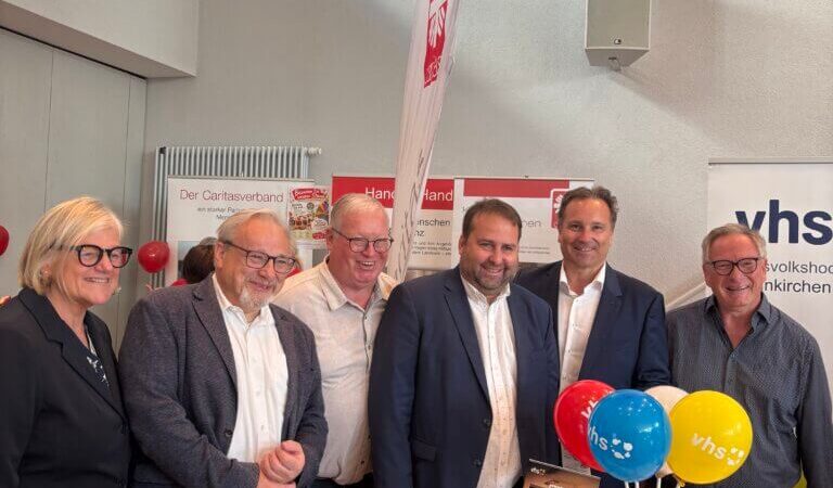 Eppelborn: Zweite Seniorenmesse mit rund 30 Ausstellern im big Eppel 2 Aktuelles aus Eppelborn 2. Eppelborner Seniorenmesse: Lebensqualität kennt kein Alter