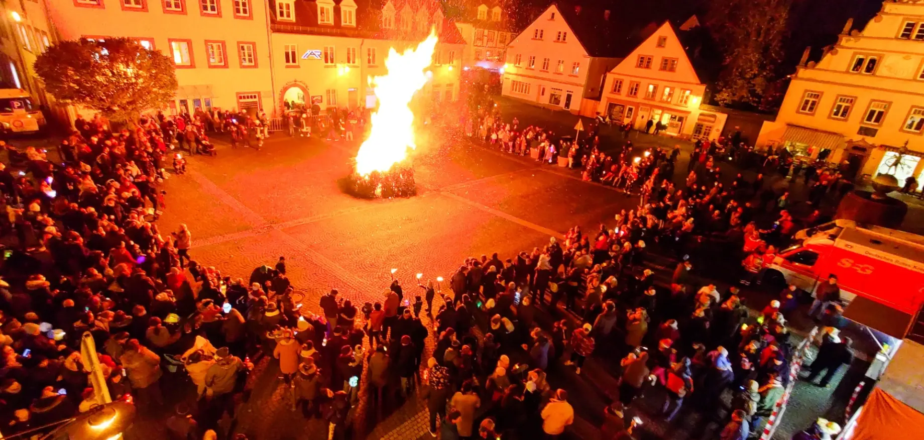 Martinsumzug in der Ottweiler Altstadt am 10. November 1 Aktuelles aus Ottweiler 16.10.2026 Martinsfeier in OTW