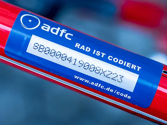 ADFC codiert Fahrräder am verkaufsoffenen Sonntag in Völklingen 7 ADFC codiert Fahrräder am verkaufsoffenen Sonntag in Völklingen