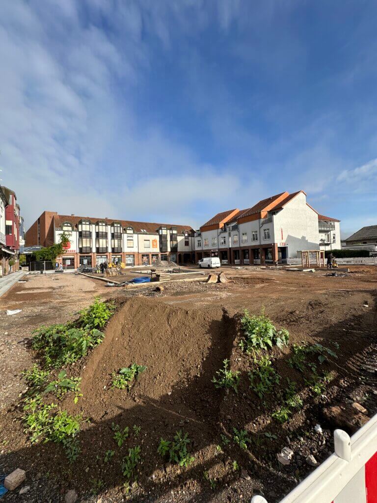 Eppelborn: Erste Pflastersteine auf dem Marktplatz verlegt 1 Aktuelles aus Eppelborn Der Bürgermeister informiert – KW 43