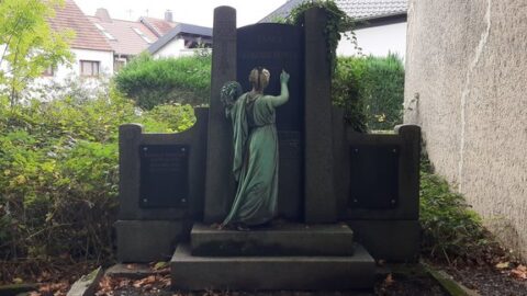 Historischer Rundgang über den alten Friedhof in Friedrichsthal 6 Historischer Rundgang über den alten Friedhof in Friedrichsthal