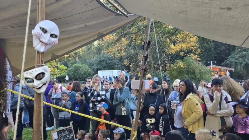 Halloween-Fest im Deutsch-Französischen Garten wegen Sturmböen abgesagt 2 Aktuelles aus Saarbrücken Stürmisches Wetter: Halloween-Fest im Deutsch-Französischen Garten abgesagt – DFG bleibt heute geschlossen