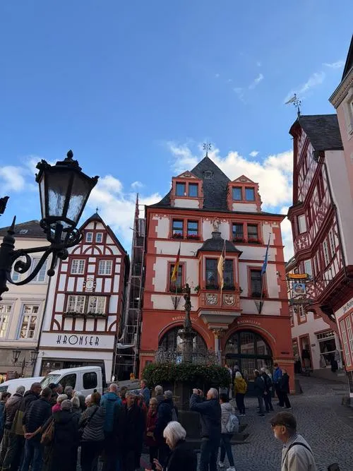 Gemeinde-Tagesfahrt führt nach Bernkastel-Kues 1 Aktuelles aus Spiesen-Elversberg Gelungene Tagesfahrt nach Bernkastel-Kues