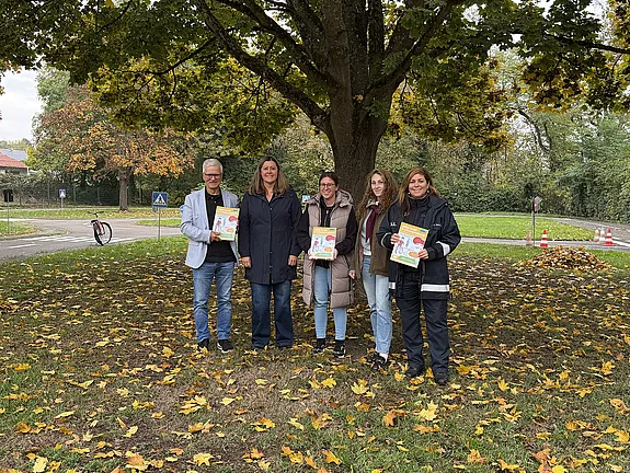Völklingen unterstützt Radfahrausbildung mit Malbüchern, Plakaten und Leitfäden