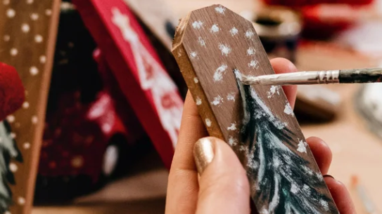 St. Ingbert: Kinder-und Jugendbüro bietet zwei Weihnachts-Workshops an 4 Aktuelles aus St. Ingbert Kreativ durch die Weihnachtszeit: Basteln und Backen für Kinder